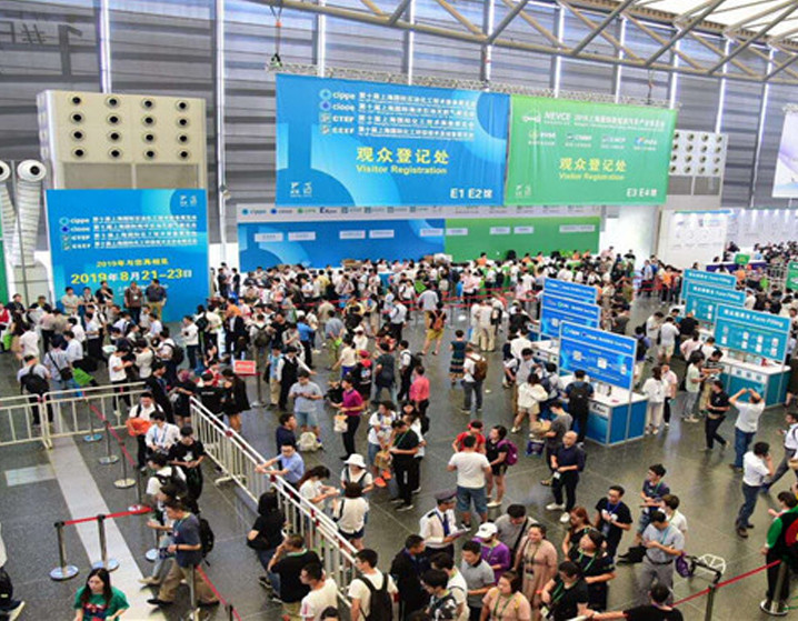 钛锟环保员工观上海化工环保展